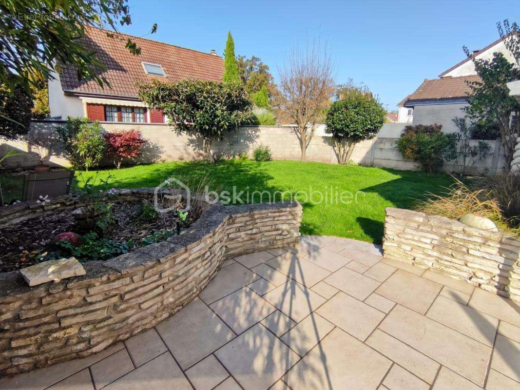 Pavillon familial sur Livry Gargan quartier Abbaye - photo 4