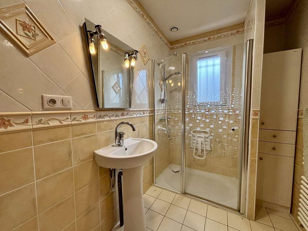 Maison à CEAUX-EN-COUHE