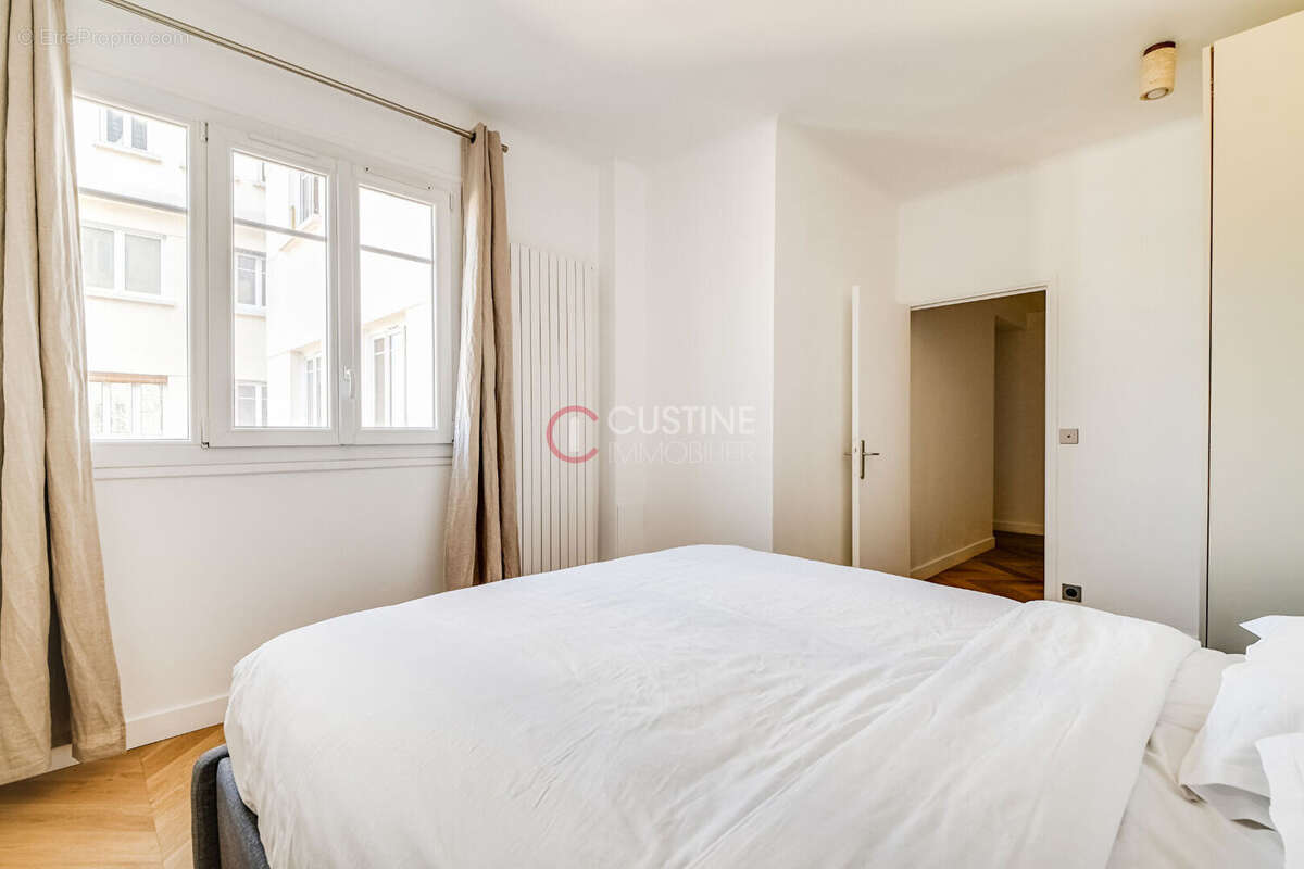 Lamarck caulaincourt/ etage eleve / immeuble art deco - photo 11