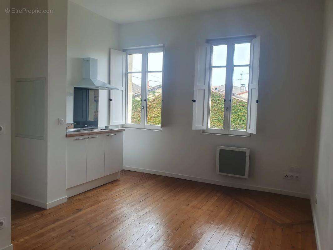 Appartement à BORDEAUX