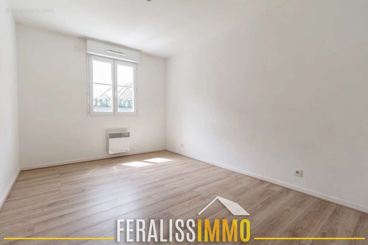 Appartement à VAUREAL