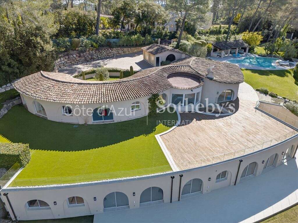 Maison à MOUANS-SARTOUX