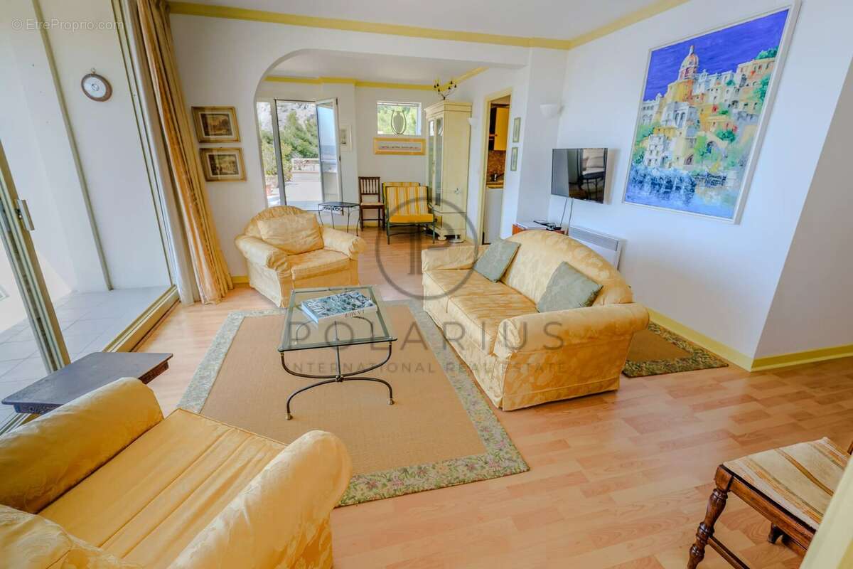 Appartement à CAP-D'AIL