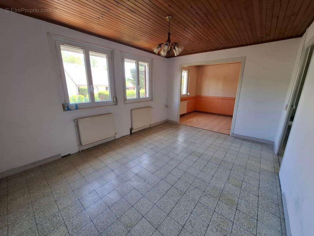 Maison à TROSLY-BREUIL