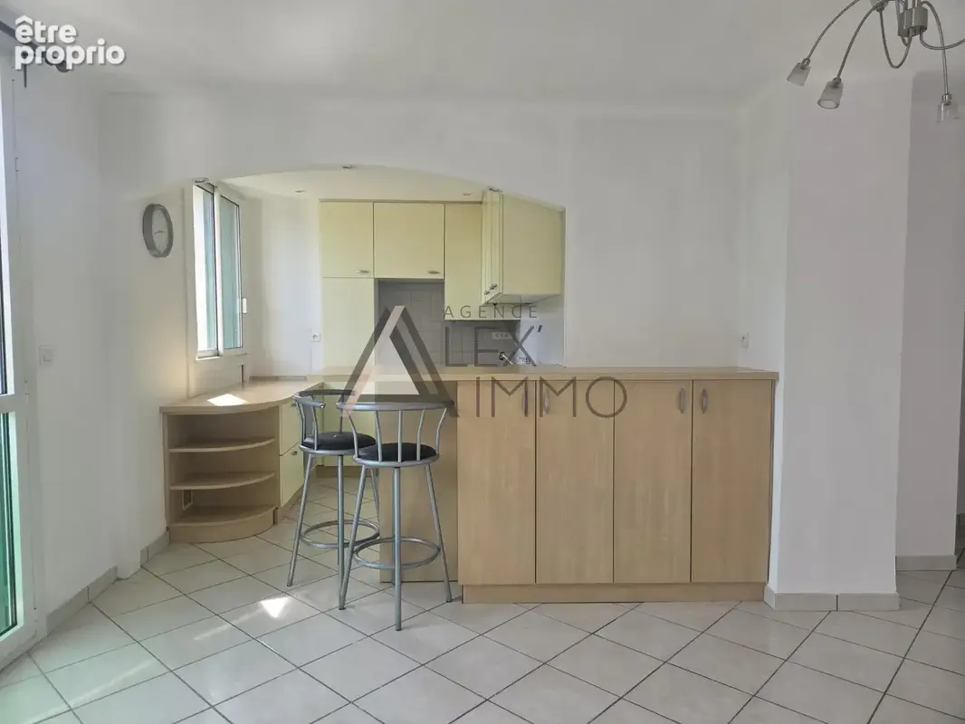 Appartement 3/4 pièces - 65,37 m2 - Marseille 12ème - 180.000 € - photo 5