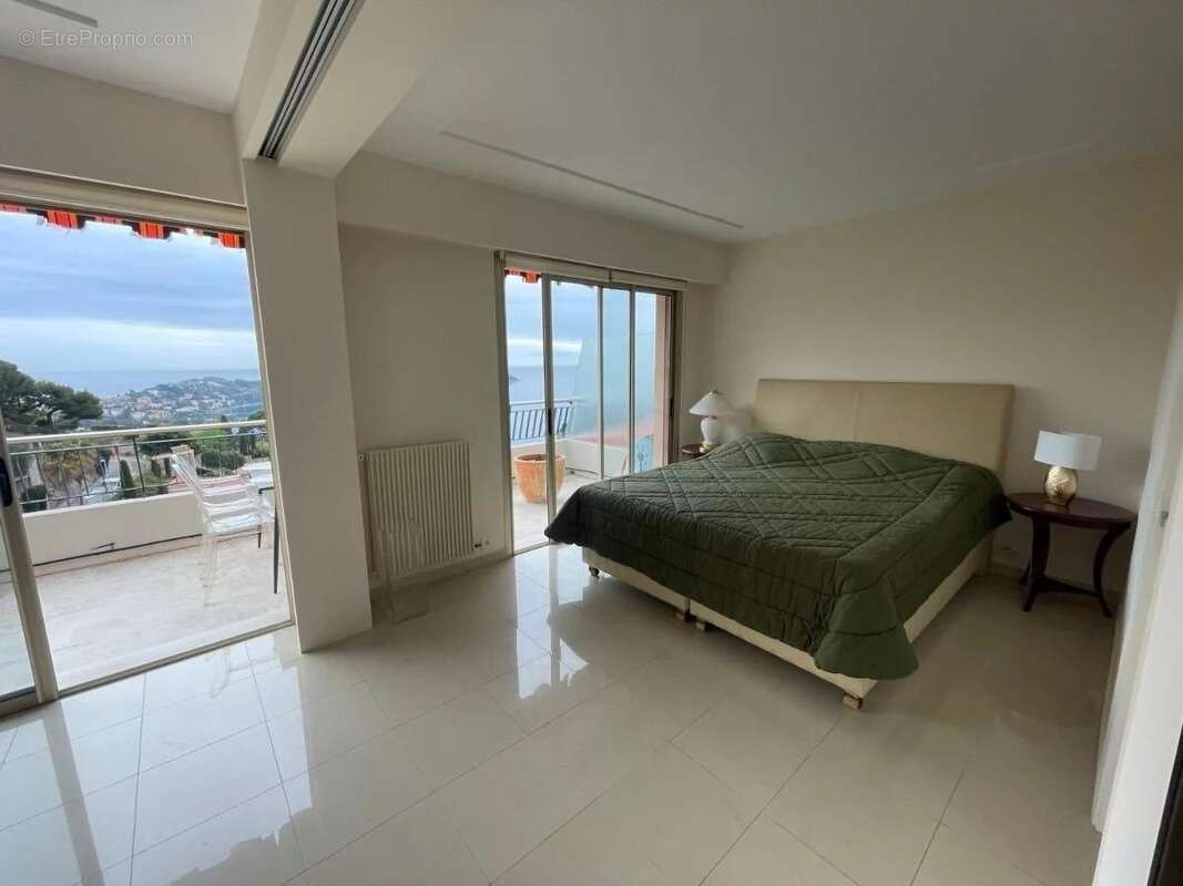 Appartement à VILLEFRANCHE-SUR-MER