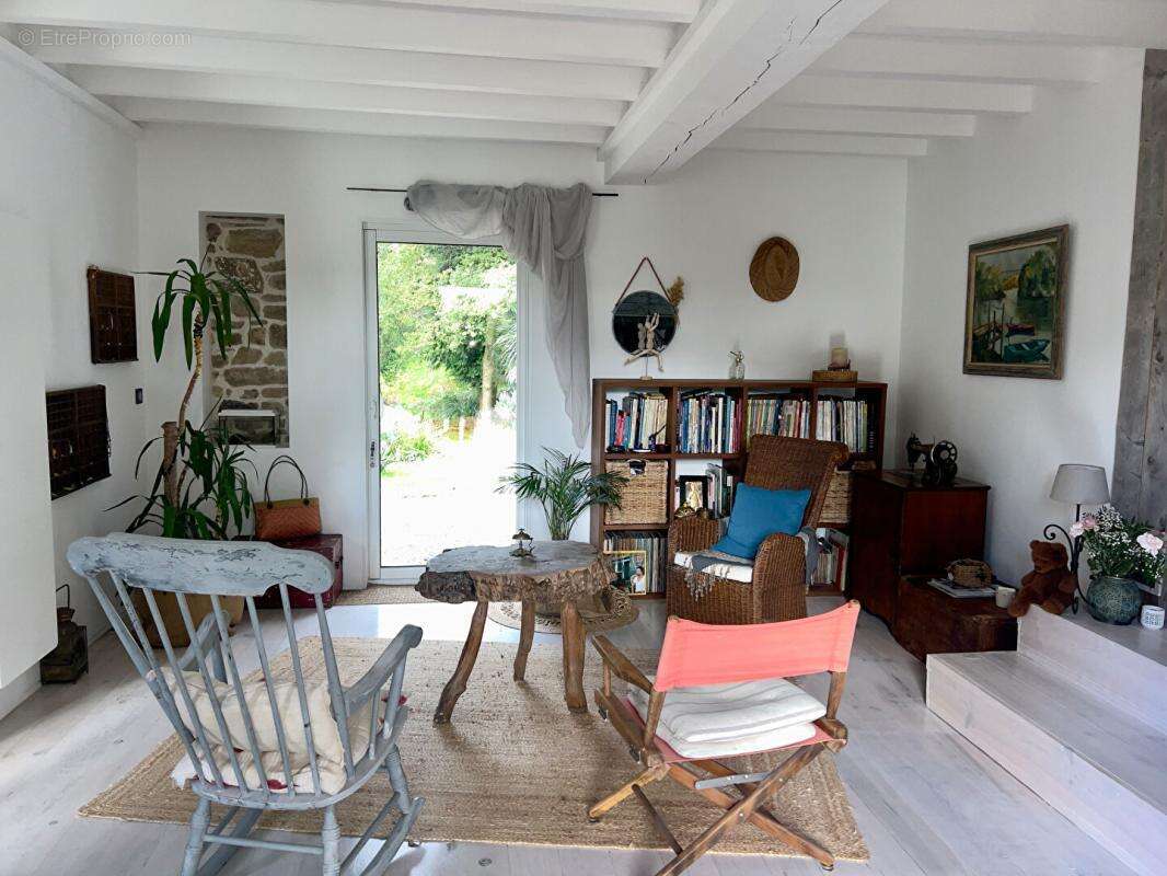 Maison à CAMORS