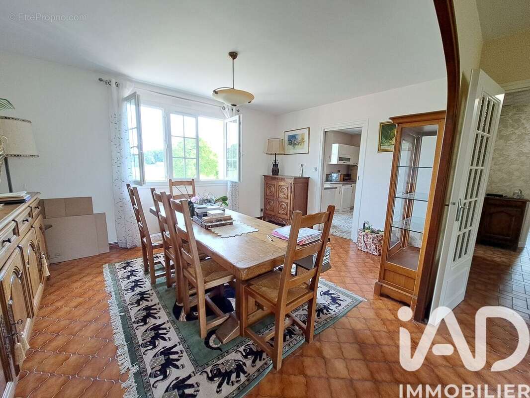 Photo 8 - Maison à LUSIGNY