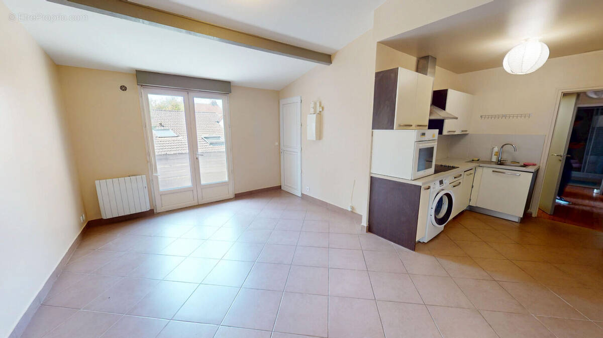 Appartement à IVRY-SUR-SEINE