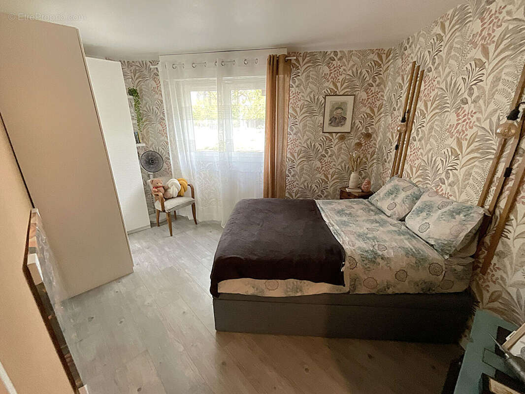 Appartement à MONTIGNY-LE-BRETONNEUX