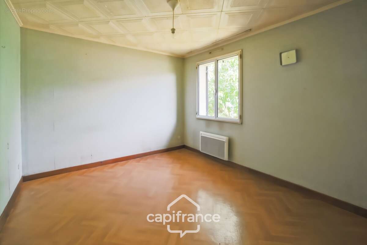 Maison sur sous-sol complet à rénover à Beaufort (39190), idéal premier achat ou investissement - photo 6