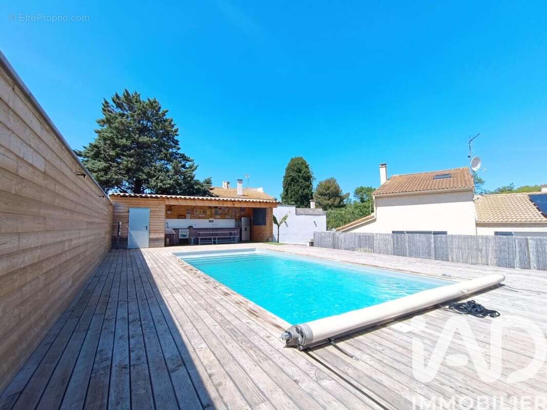 Maison 120 m² à Neffies  - photo 2