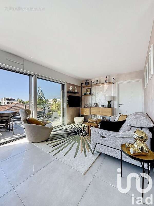 Photo 5 - Appartement à SAINT-LAURENT-DU-VAR