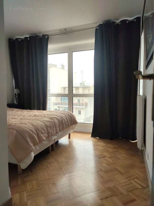 Appartement à COLOMBES