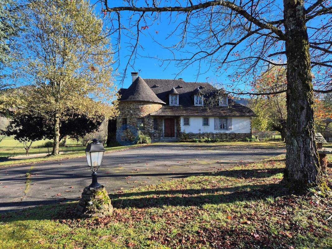 Maison à OLORON-SAINTE-MARIE