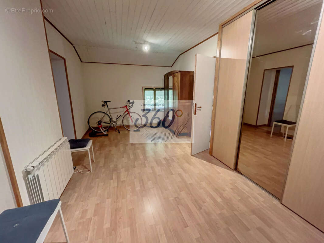 Maison familiale de 5 chambres - photo 17