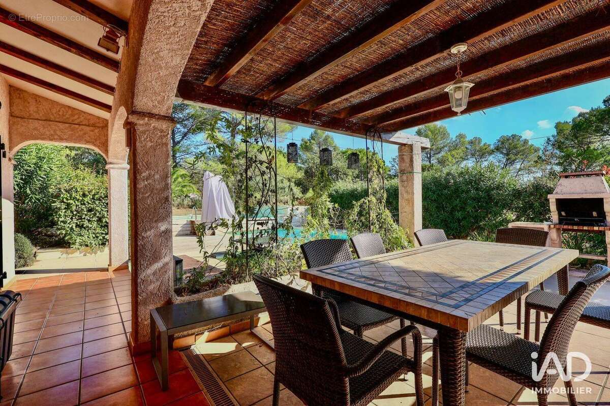 Photo 4 - Maison à BAGNOLS-EN-FORET