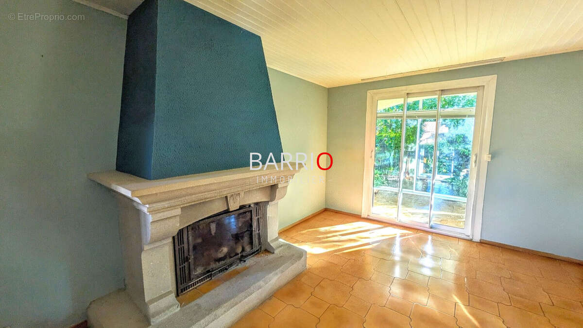 Maison à LAROQUE-DES-ALBERES