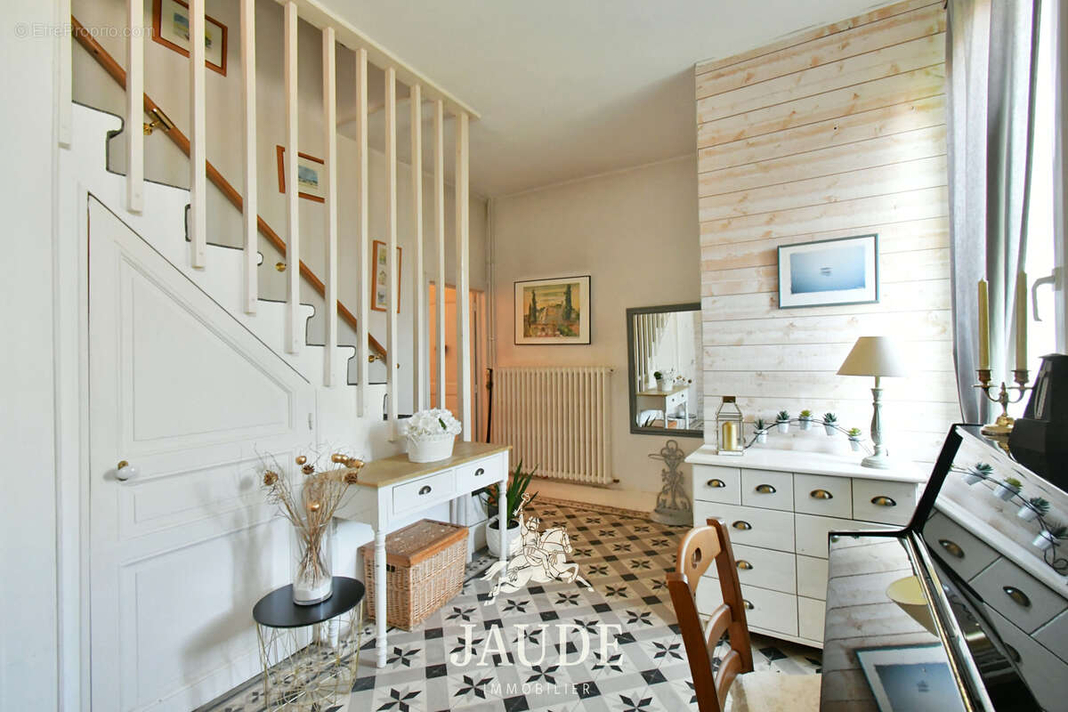 Maison à CLERMONT-FERRAND