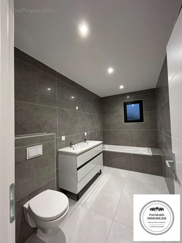 Maison à BOURG-DE-PEAGE