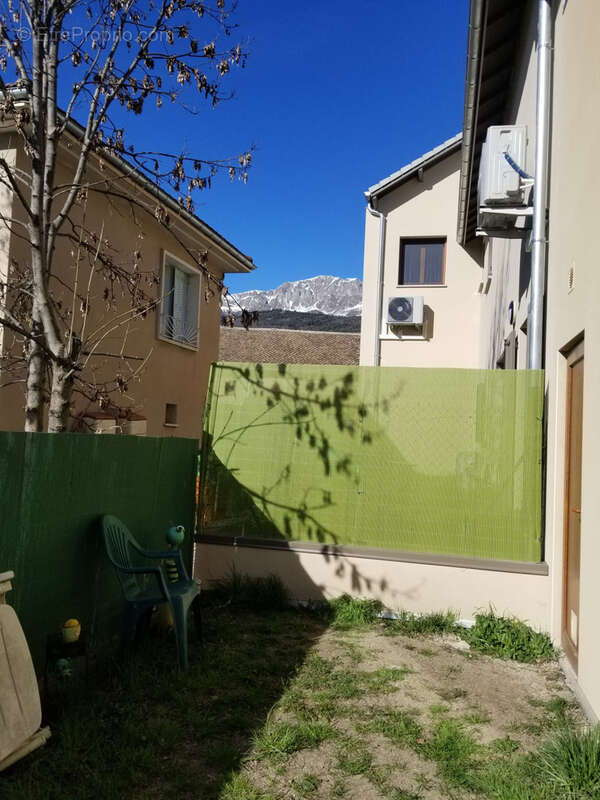 Appartement à CHORGES