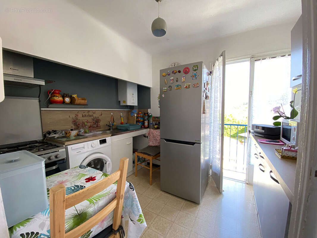 À vendre Toulon Cap Brun  Appartement T4 loué avec cave  Investissement locatif - photo 4