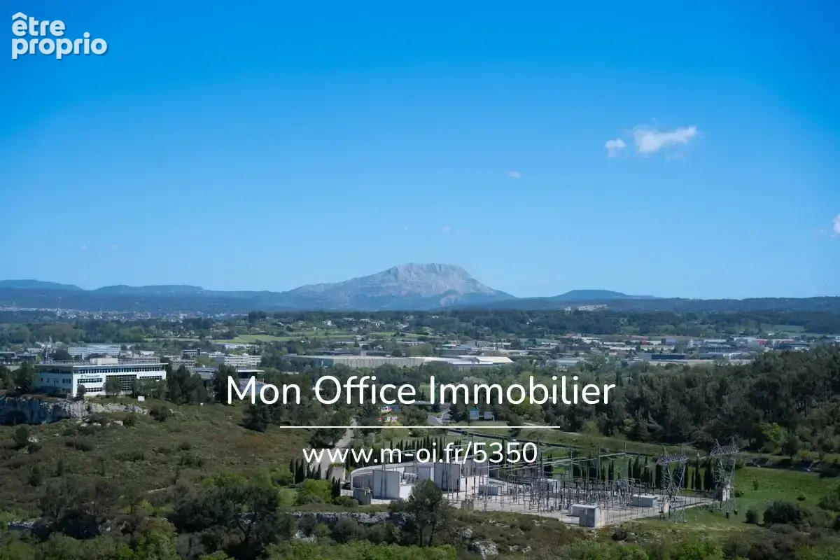 Référence : 6848-MAC. - Appartement Duplex en dernier étage - 3 chambres - Terrasse 50m2 - Vue Sainte Victoire - photo 9