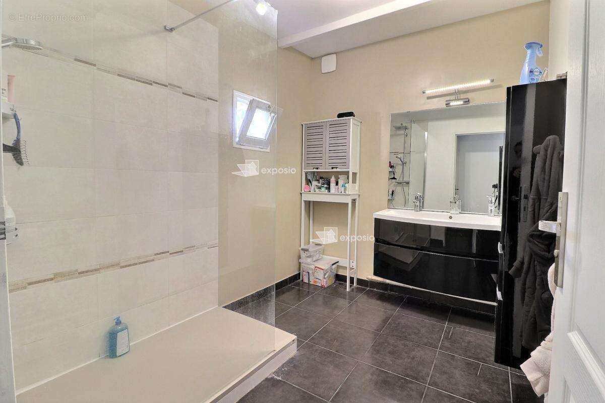 Maison à SAINT-GERMAIN-LES-ARPAJON