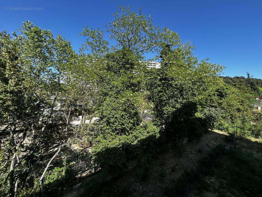 Appartement à MARSEILLE-9E