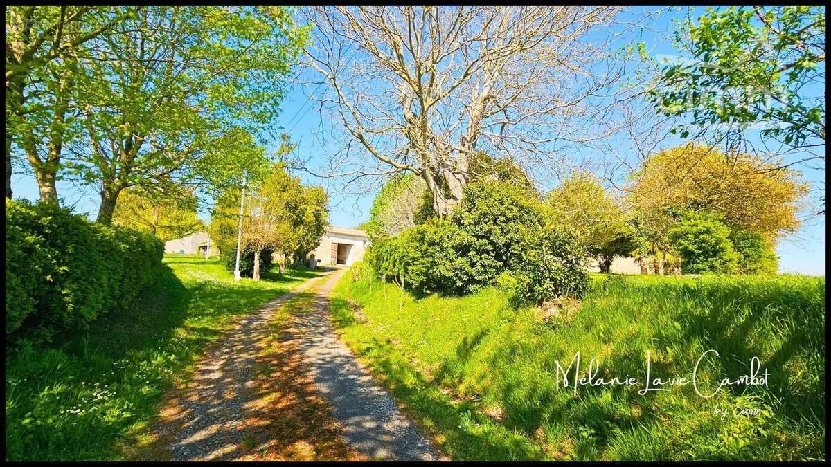 Maison à MIRAMBEAU