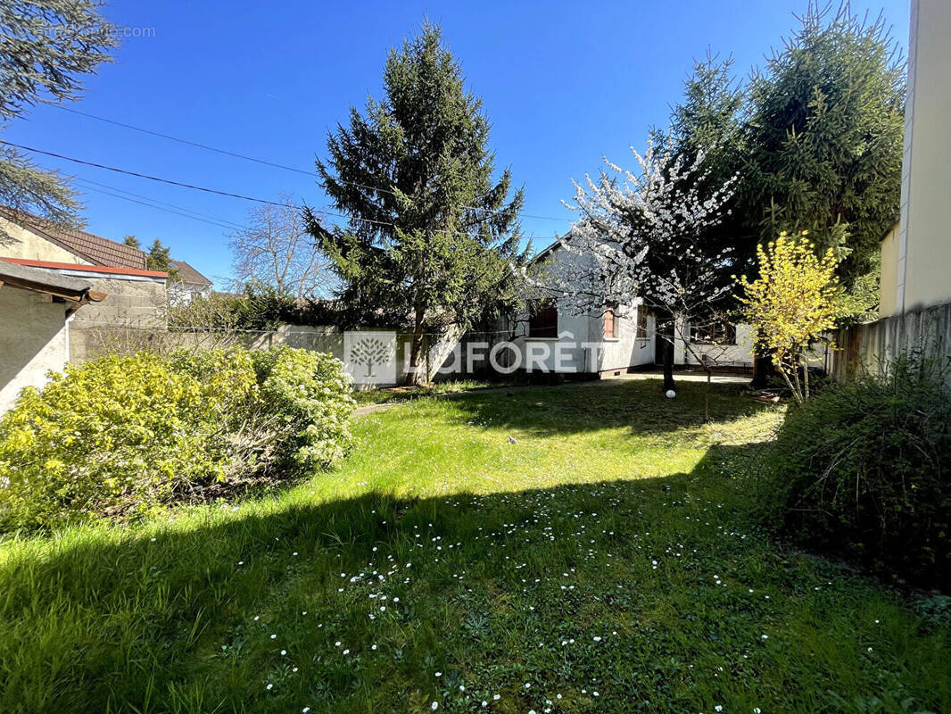 Maison à AULNAY-SOUS-BOIS