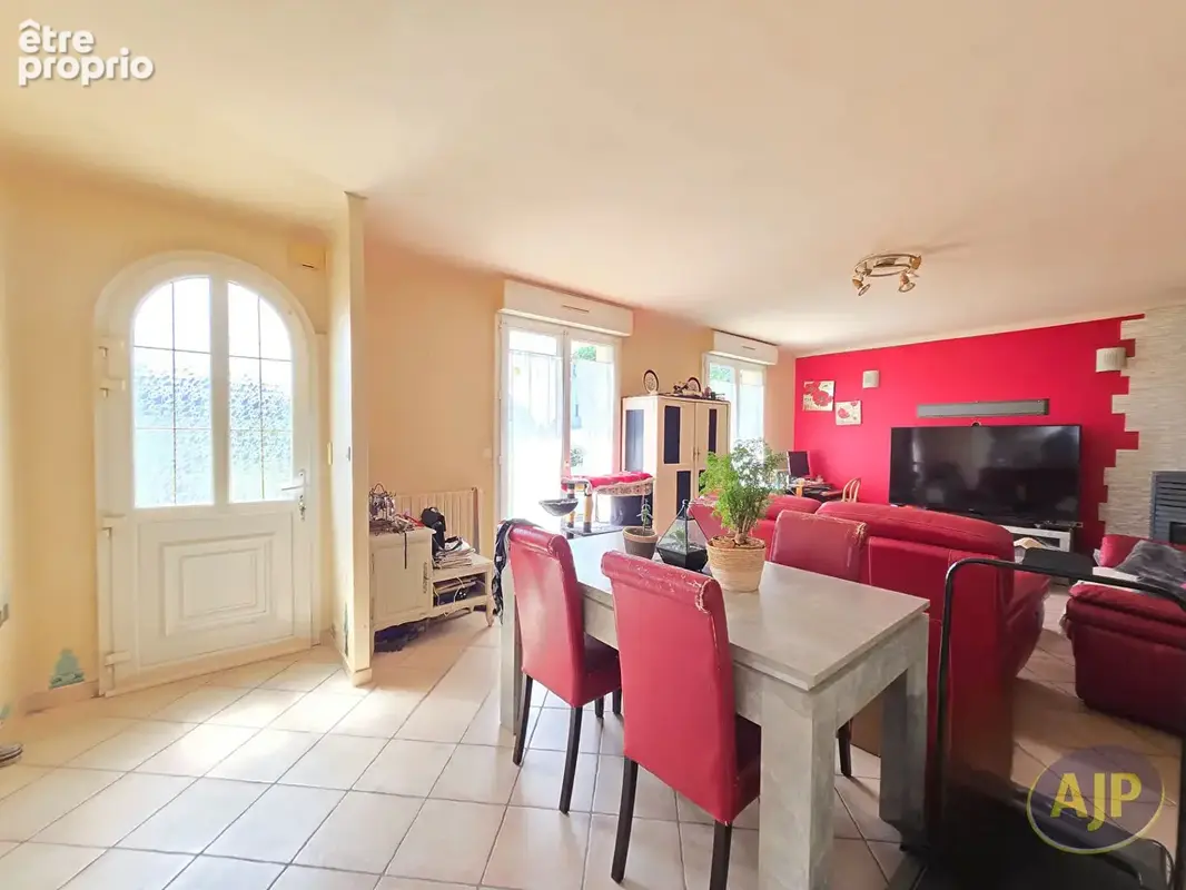 Belle maison familiale 5 chambres au coeur de Saint-Jean-Brévelay ! - photo 2