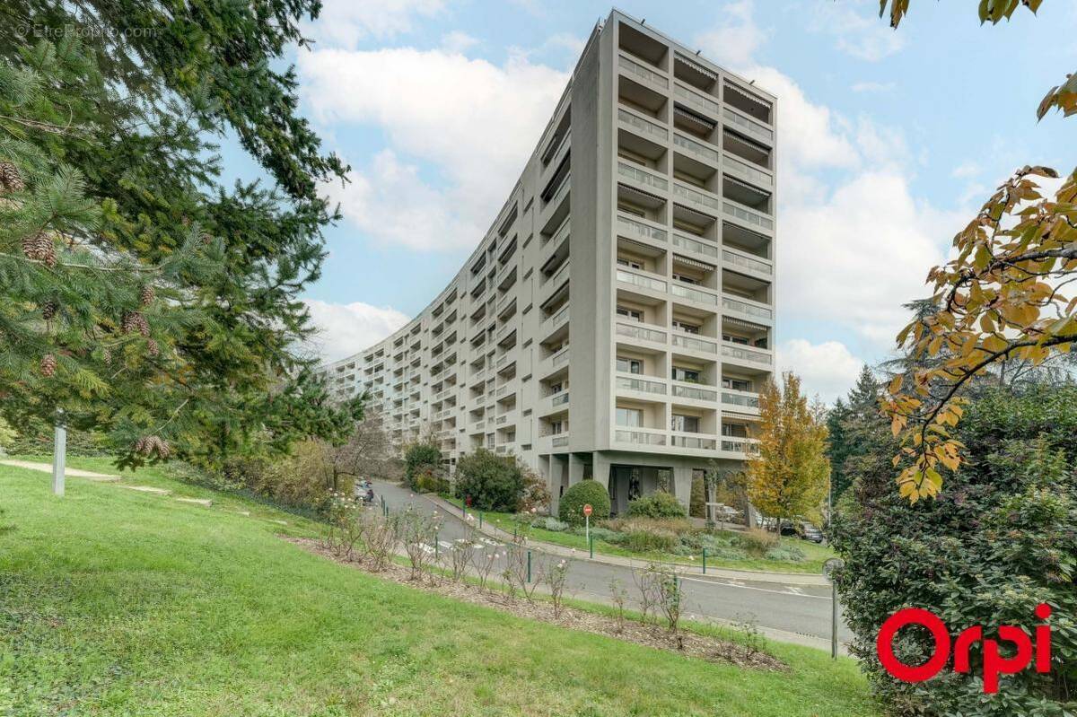 Appartement à CALUIRE-ET-CUIRE