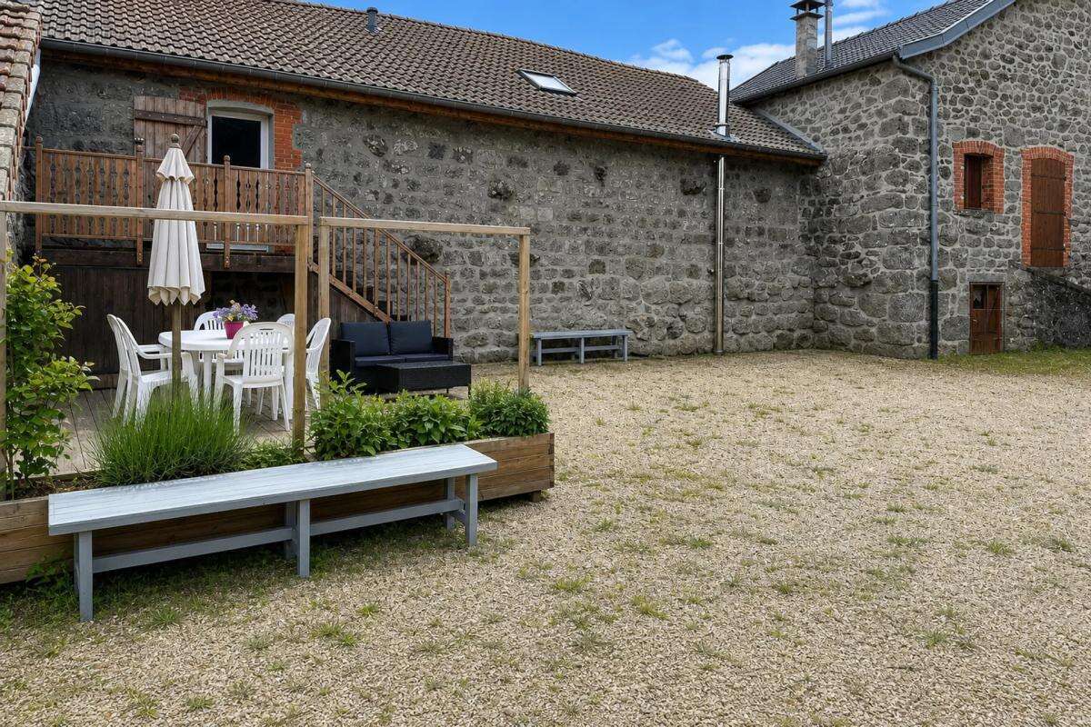 Maison à SAINT-AGREVE