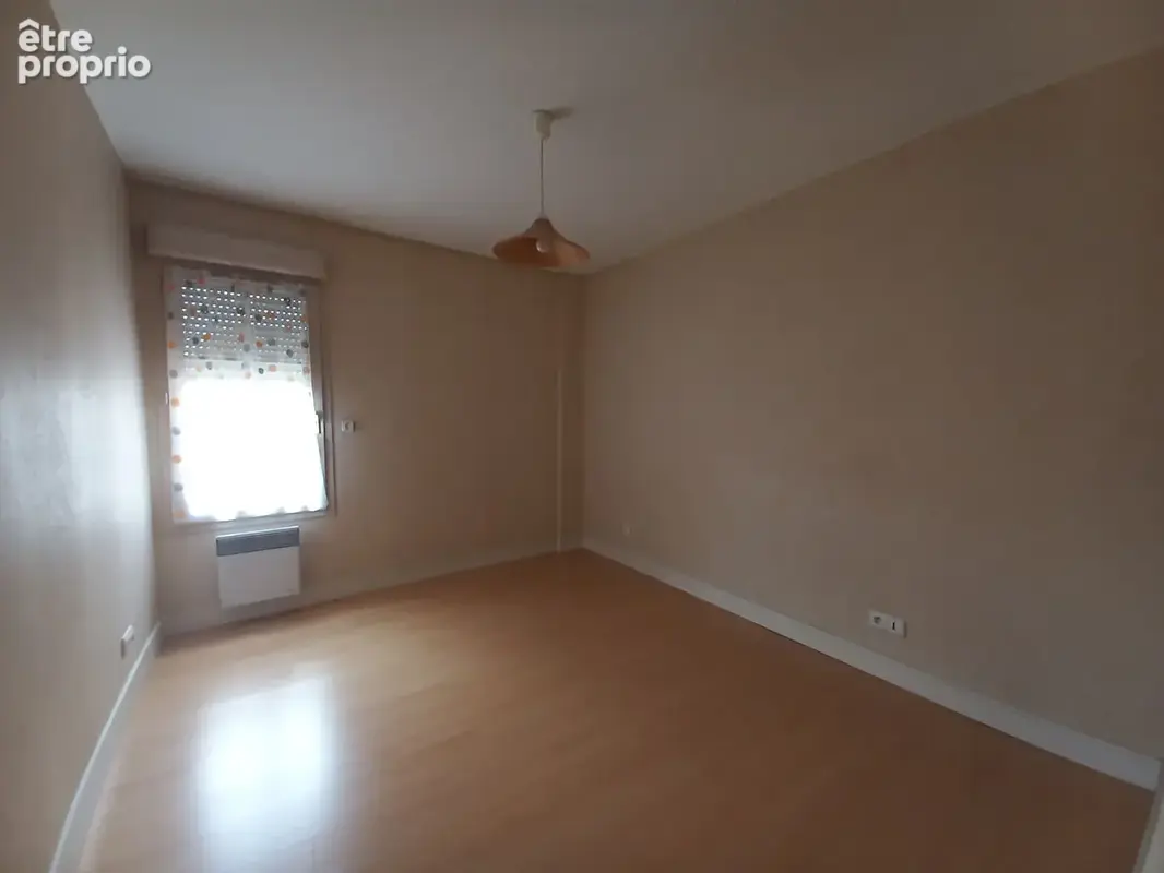 Appartement La Ferte Bernard 3 pièce(s) 69 m2 - photo 5