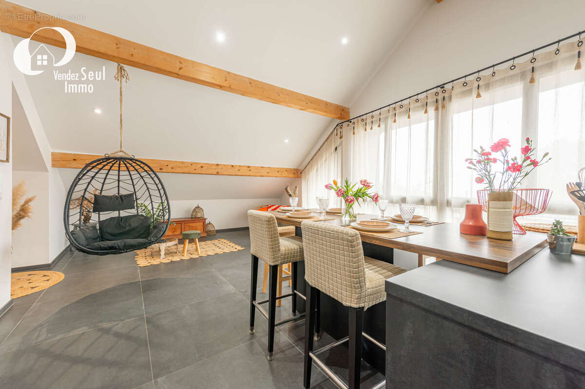 Appartement à BALLAISON