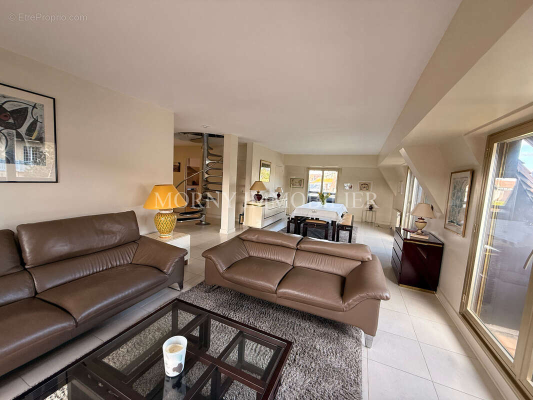 Appartement à DEAUVILLE