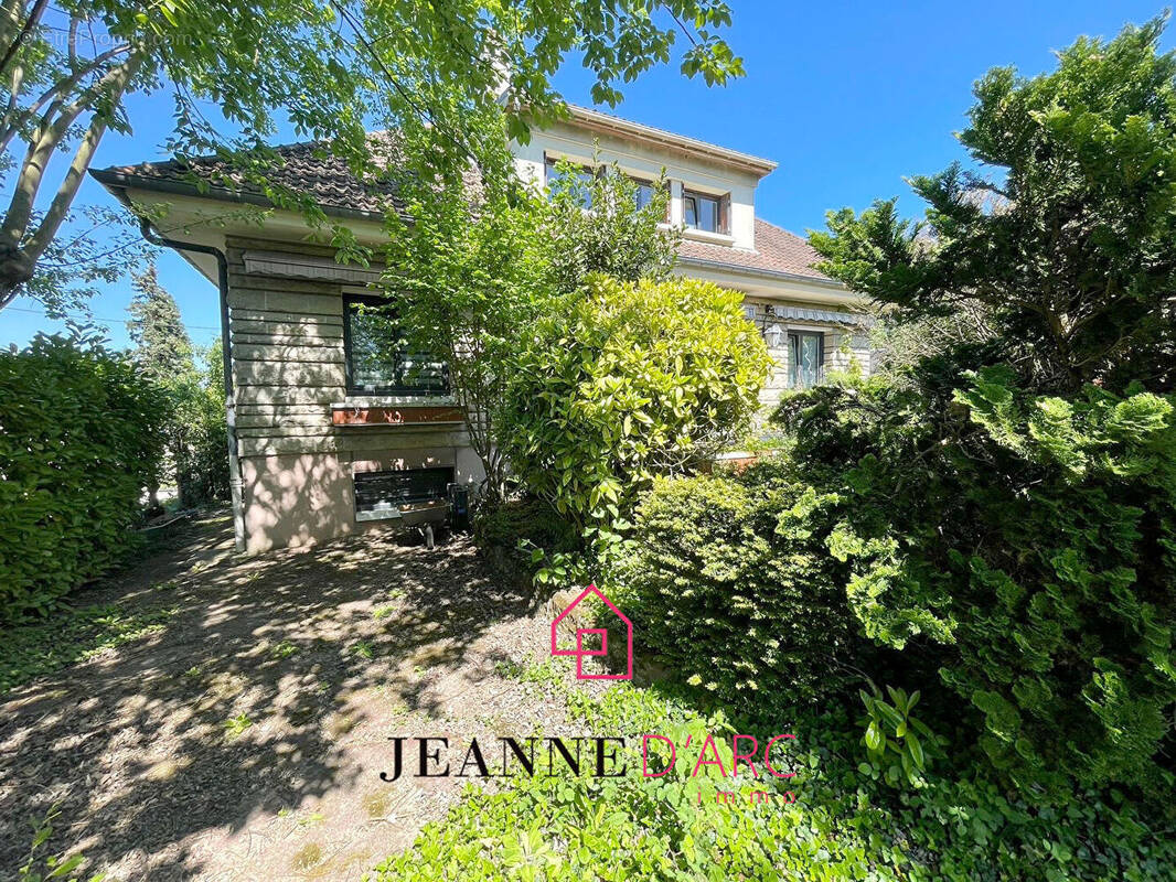 Maison à BOIS-GUILLAUME