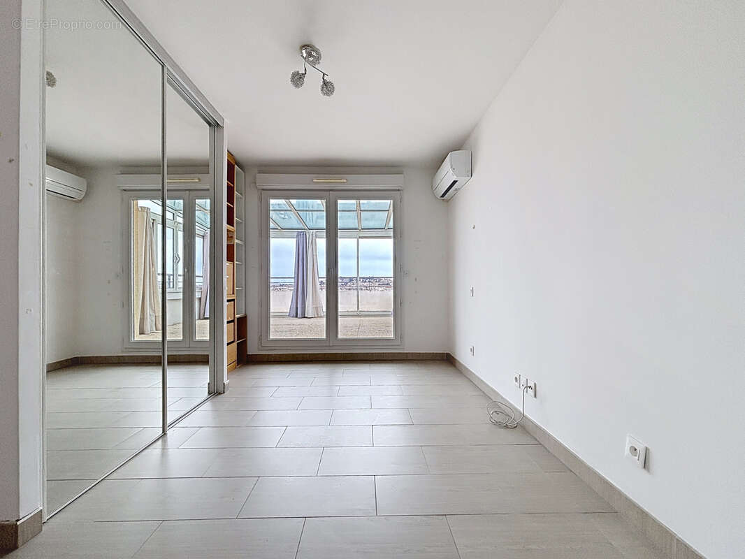 Appartement à MARSEILLE-10E