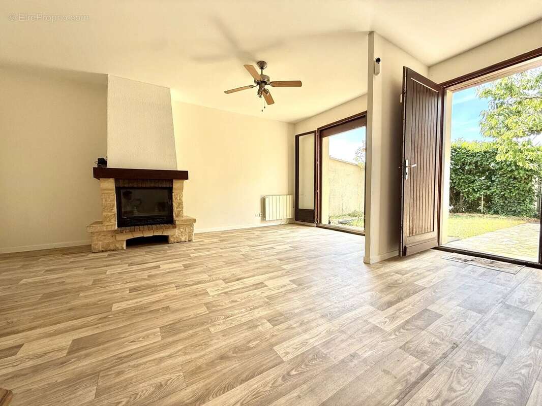 GRAVIGNY - Maison F5 de 88 m2 - photo 3