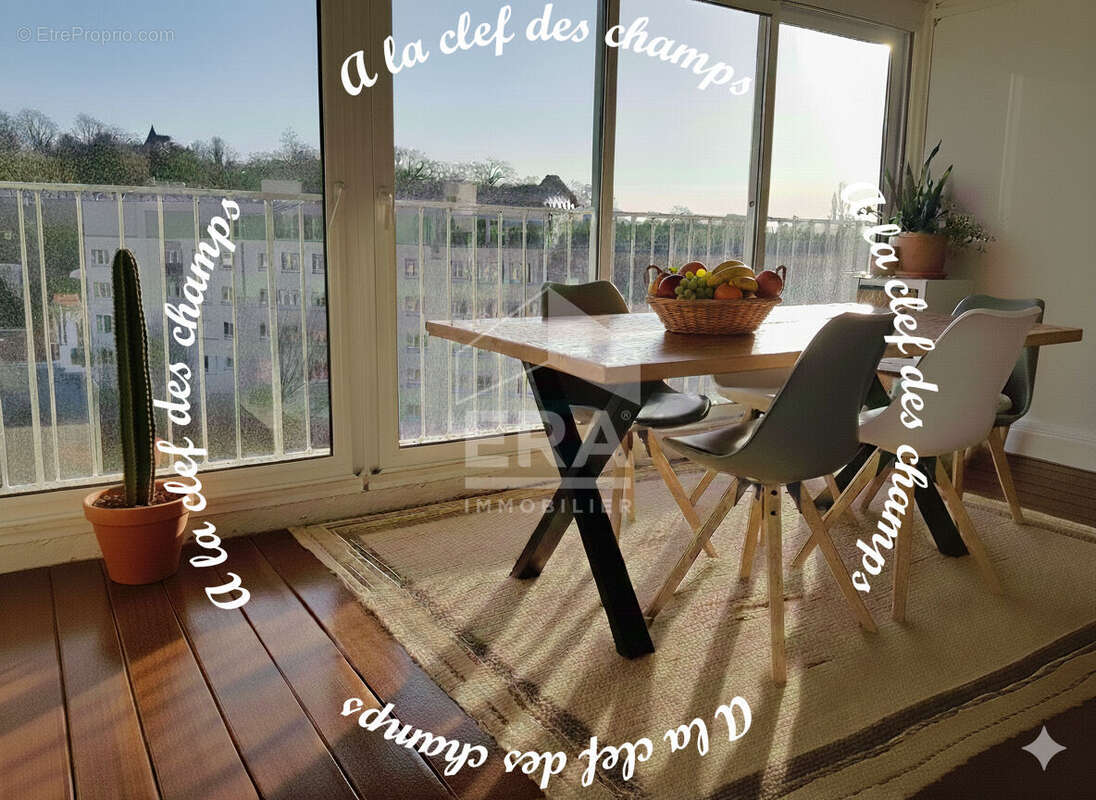 Appartement à VERSAILLES