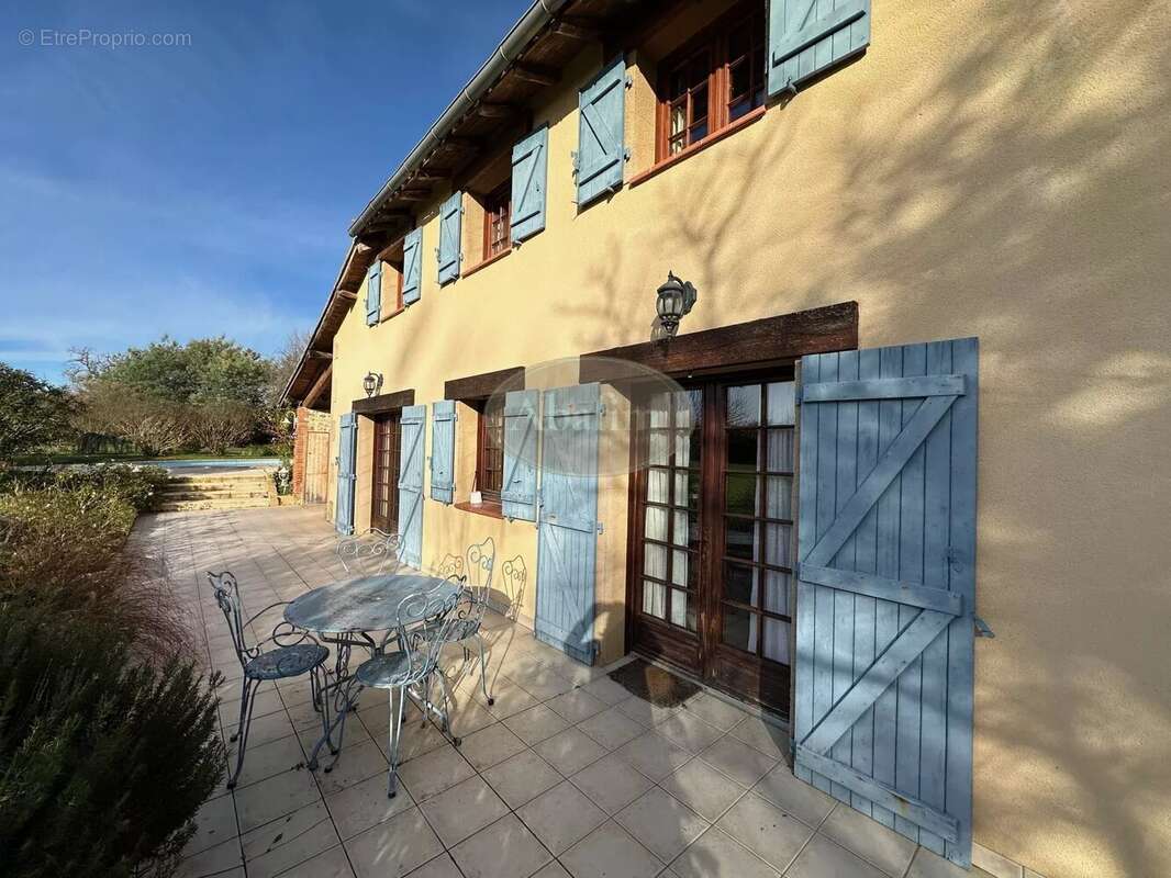 Maison à CASTELNAU-MAGNOAC