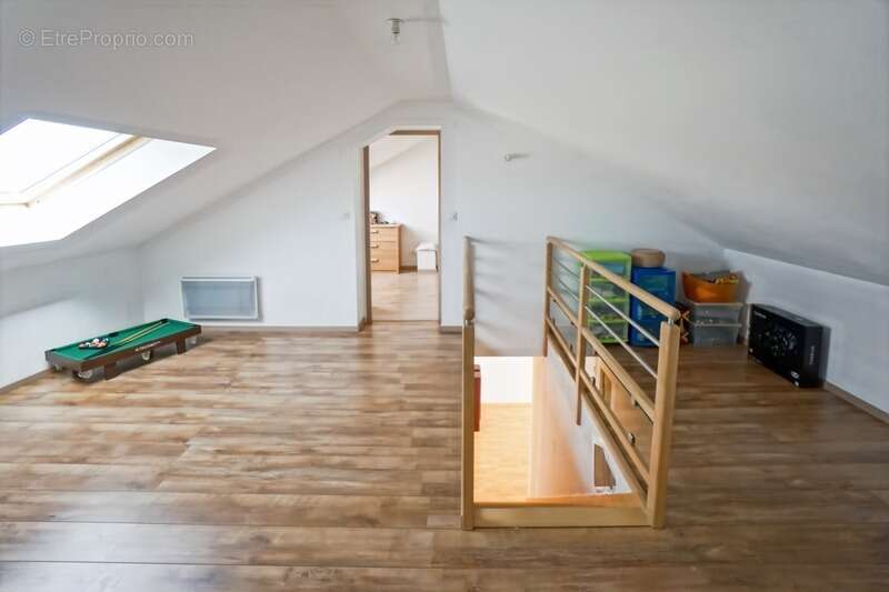 Maison à MONTREUIL-BELLAY