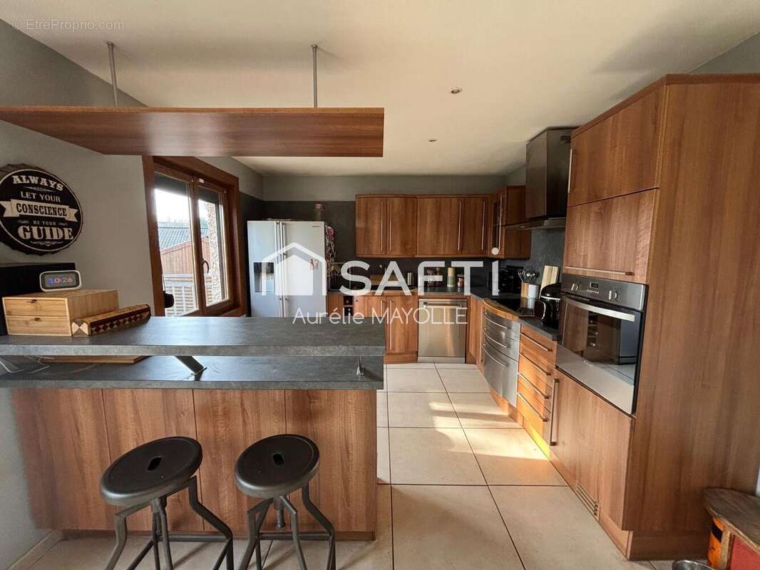 Photo 2 - Maison à AVION