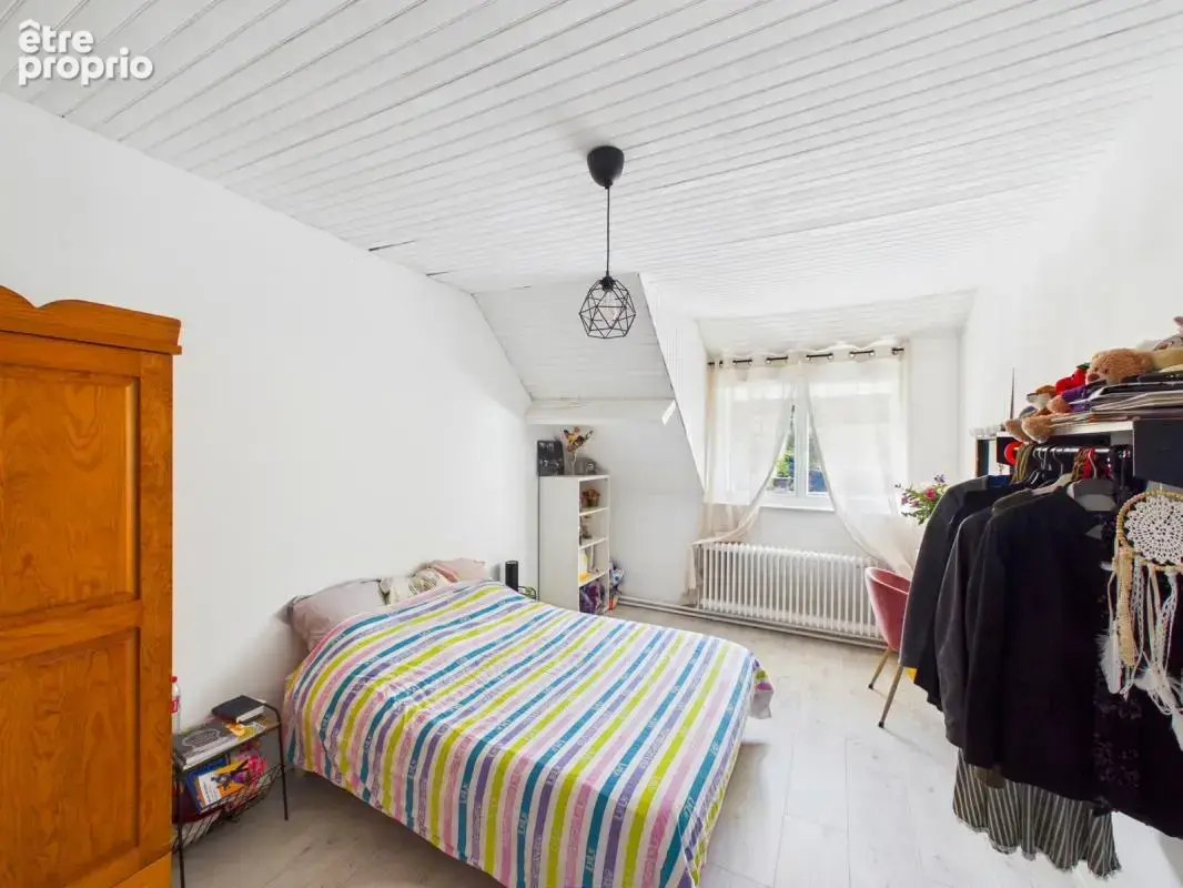 Scy-Chazelles – Maison familiale de 300 m² avec 6 chambres et espace indépendant - photo 11