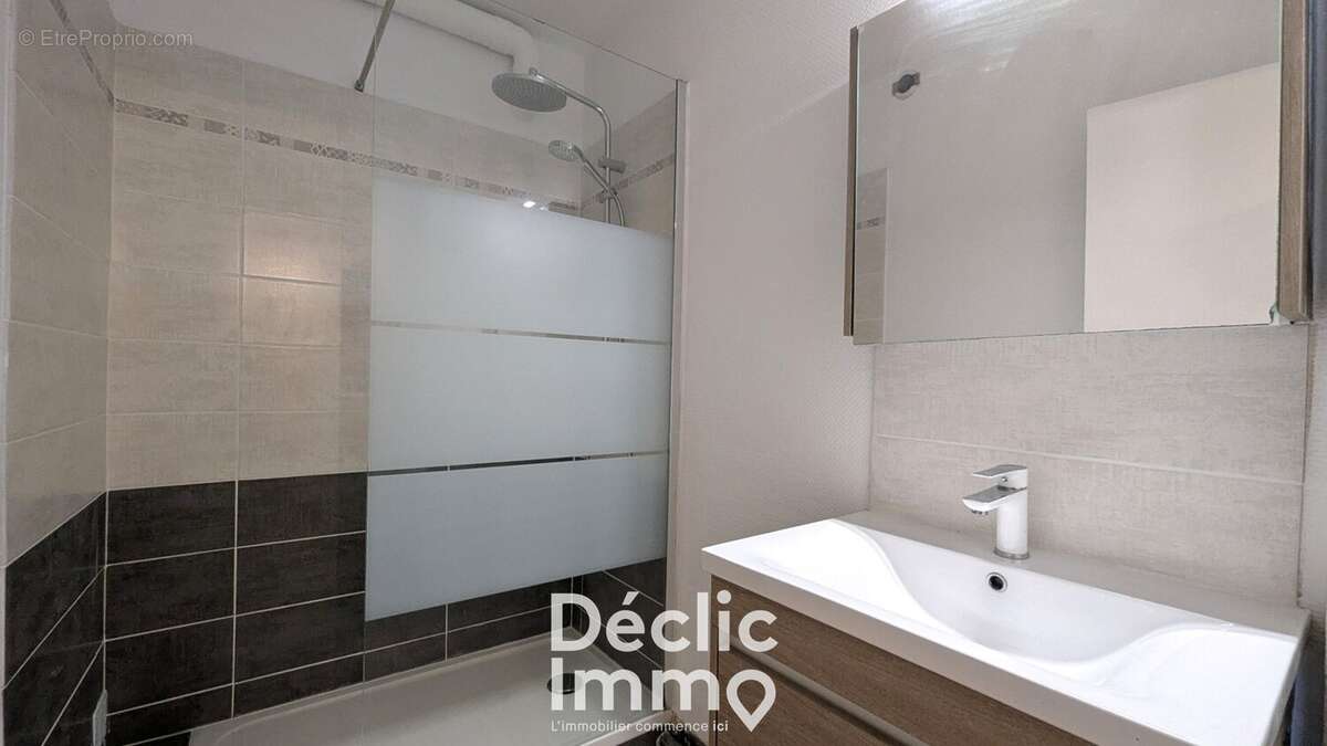 Appartement T3 à vendre à Angoulême - photo 9