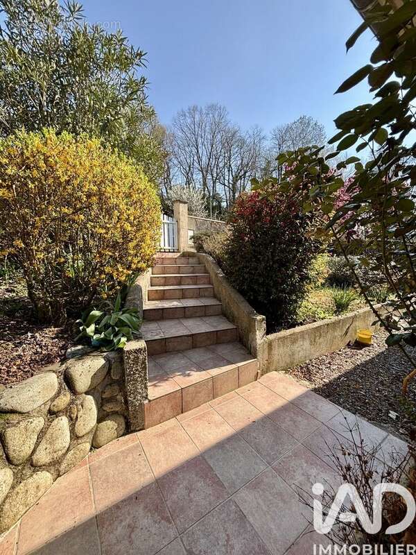 Photo 5 - Maison à JUILLAN