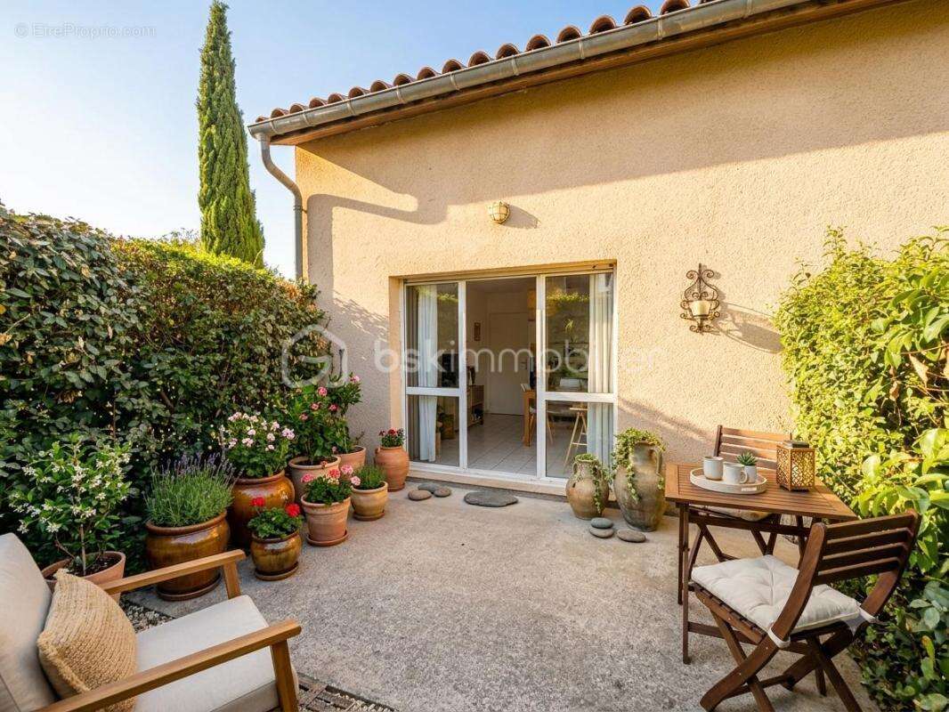 Maison de ville en duplex  T2 avec jardin - photo 3