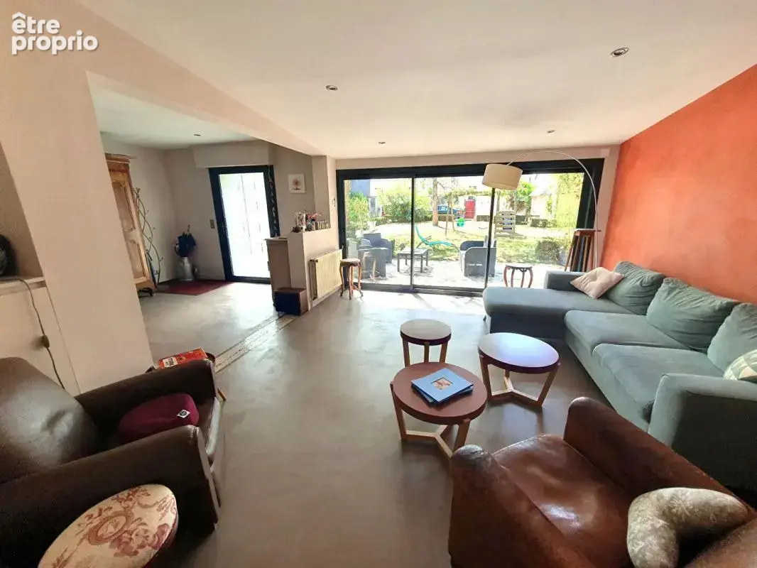 Maison Bourges 7 pièce(s) 180 m2 - photo 2