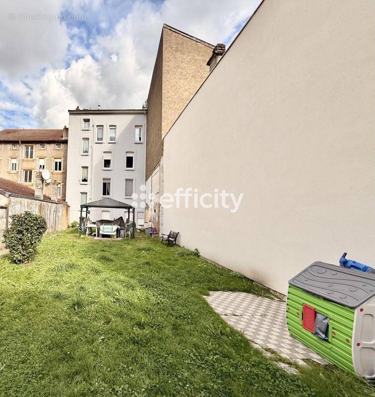 Appartement à LONGUYON